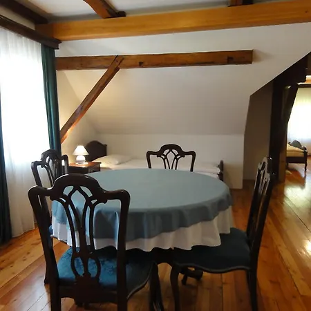 Agroturismo Makek Alpine Oasis